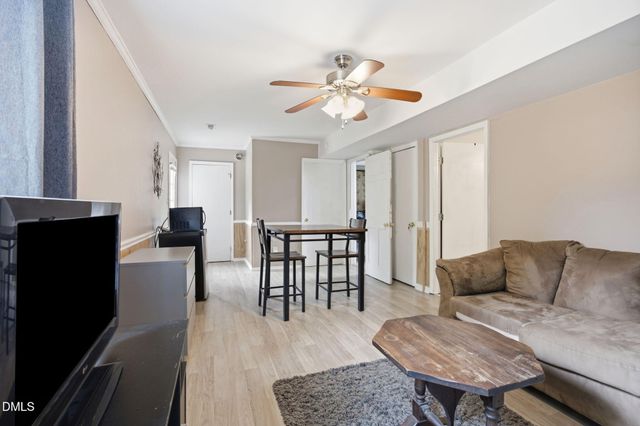 1545 Seabrook Avenue, Cary, NC 27511