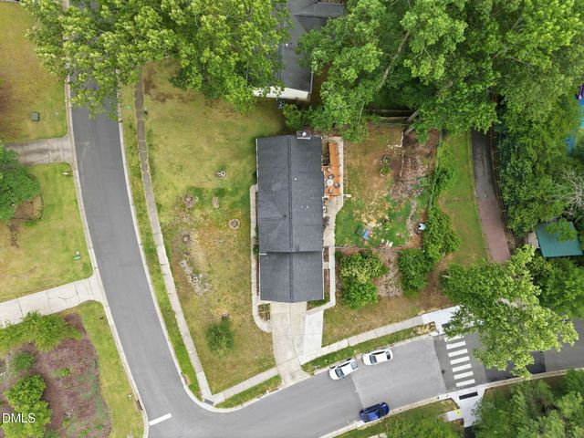 1545 Seabrook Avenue, Cary, NC 27511