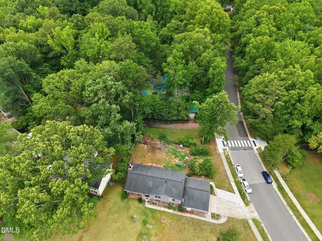 1545 Seabrook Avenue, Cary, NC 27511