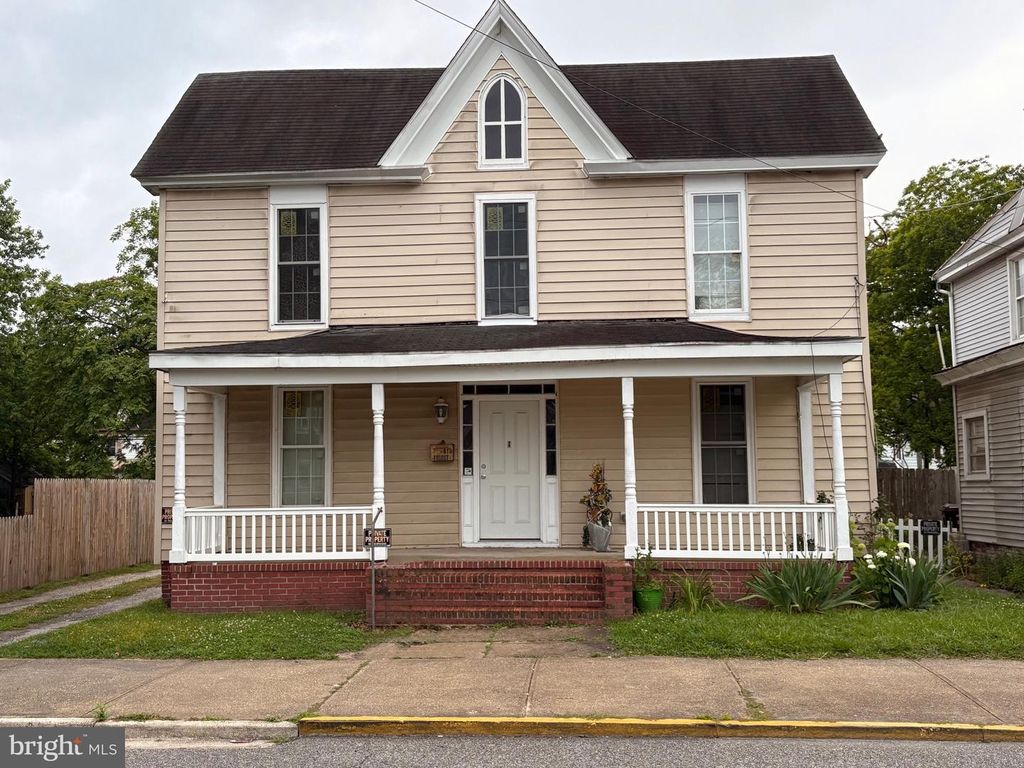 810 LOCUST ST, Cambridge, MD 21613