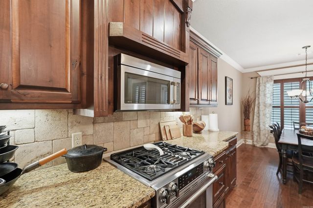 12 Cedar Cove, Maumelle, AR 72113