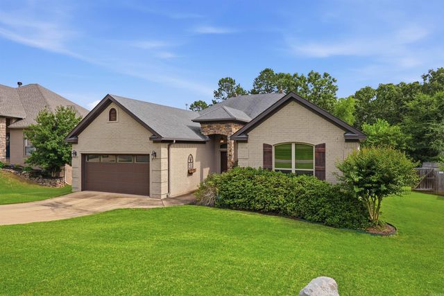 12 Cedar Cove, Maumelle, AR 72113