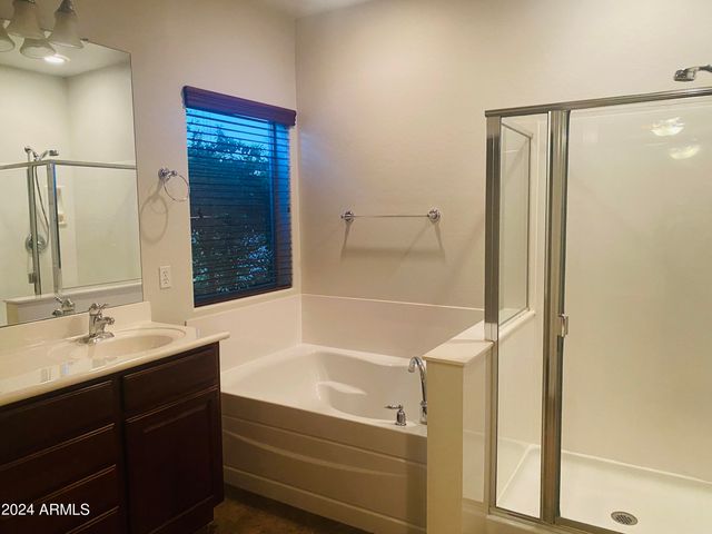 5230 W REDBIRD Road, Phoenix, AZ 85083