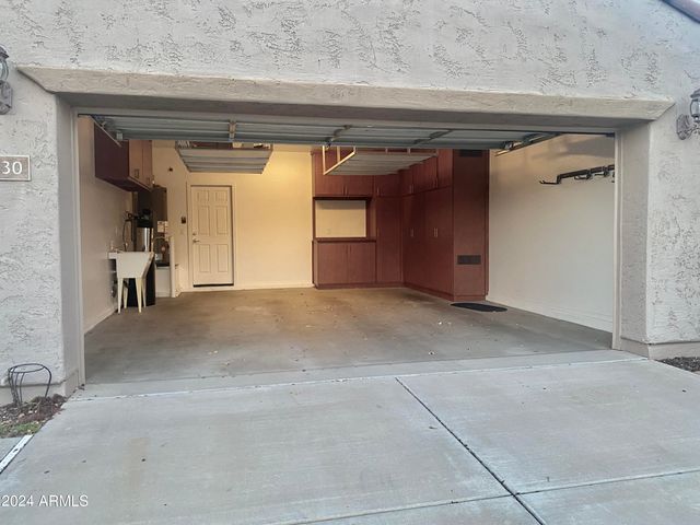 5230 W REDBIRD Road, Phoenix, AZ 85083