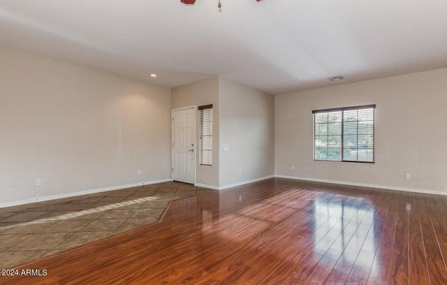 5230 W REDBIRD Road, Phoenix, AZ 85083