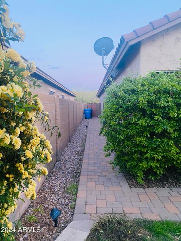 5230 W REDBIRD Road, Phoenix, AZ 85083