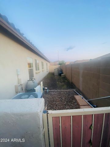 5230 W REDBIRD Road, Phoenix, AZ 85083