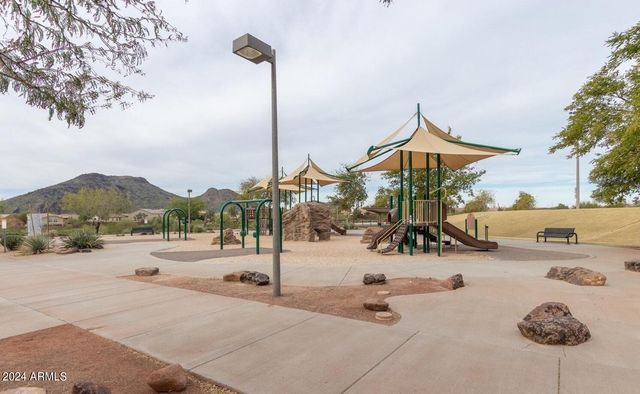 5230 W REDBIRD Road, Phoenix, AZ 85083