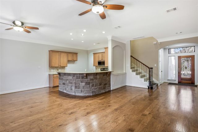 347 Old Aqua Landing E, Conroe, TX 77356