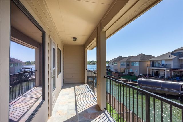 347 Old Aqua Landing E, Conroe, TX 77356