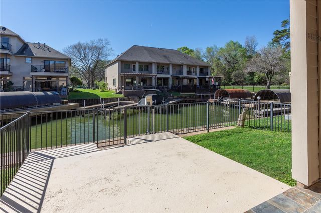 347 Old Aqua Landing E, Conroe, TX 77356