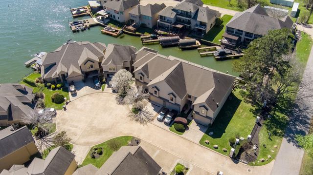 347 Old Aqua Landing E, Conroe, TX 77356