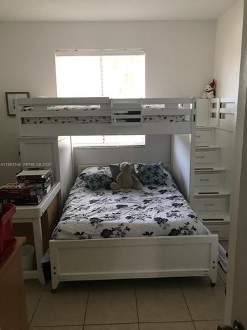 2142 Siena Way, Hollywood, FL 33021