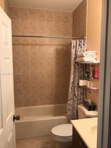 2142 Siena Way, Hollywood, FL 33021