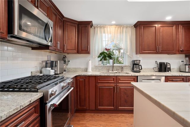 124 Bishop Avenue, East Providence, RI 02916