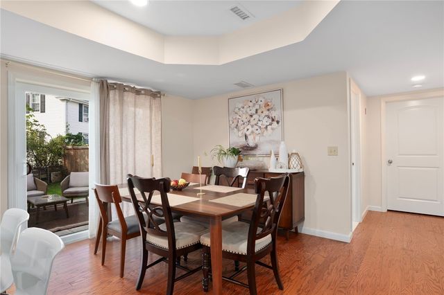 124 Bishop Avenue, East Providence, RI 02916