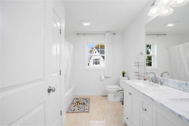 124 Bishop Avenue, East Providence, RI 02916