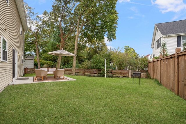 124 Bishop Avenue, East Providence, RI 02916