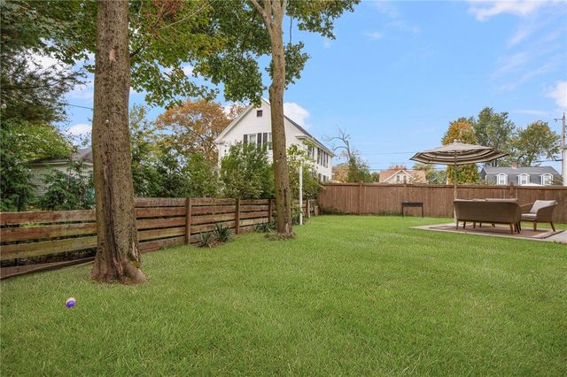 124 Bishop Avenue, East Providence, RI 02916