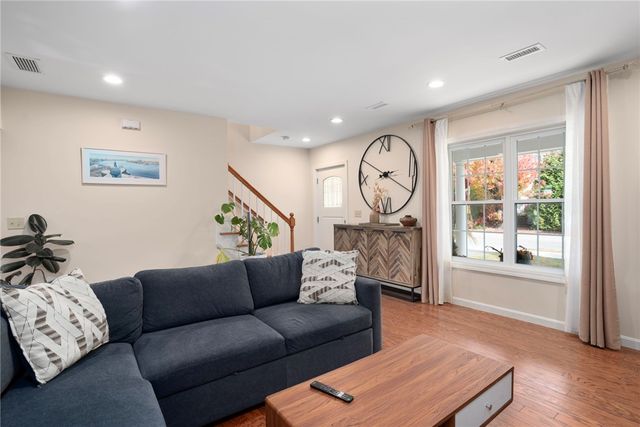 124 Bishop Avenue, East Providence, RI 02916