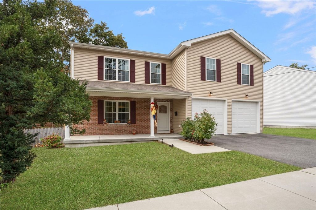 124 Bishop Avenue, East Providence, RI 02916