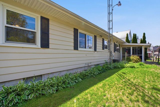 122 Harvard Street, Princeton, WI 54968