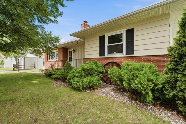 122 Harvard Street, Princeton, WI 54968