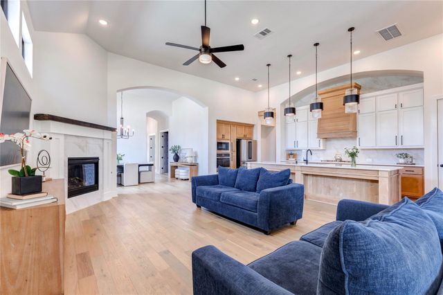 4510 Windmill Landing Lane, Fulshear, TX 77441