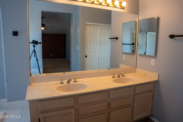 1432 E SALTSAGE Drive, Phoenix, AZ 85048