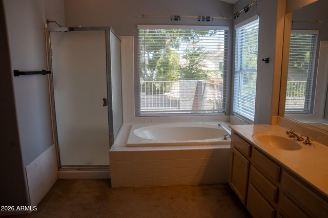 1432 E SALTSAGE Drive, Phoenix, AZ 85048