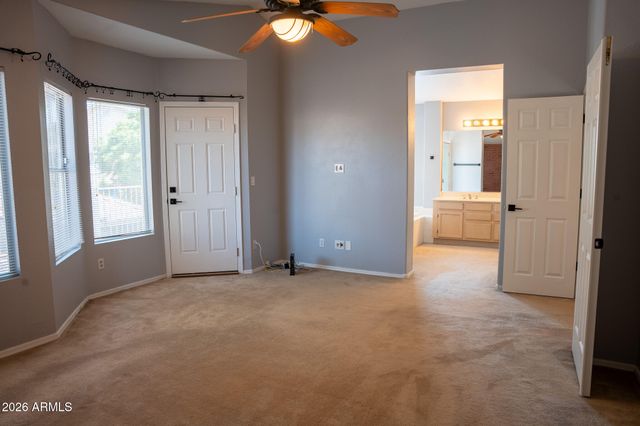 1432 E SALTSAGE Drive, Phoenix, AZ 85048