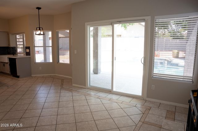 1432 E SALTSAGE Drive, Phoenix, AZ 85048