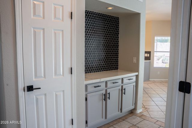 1432 E SALTSAGE Drive, Phoenix, AZ 85048