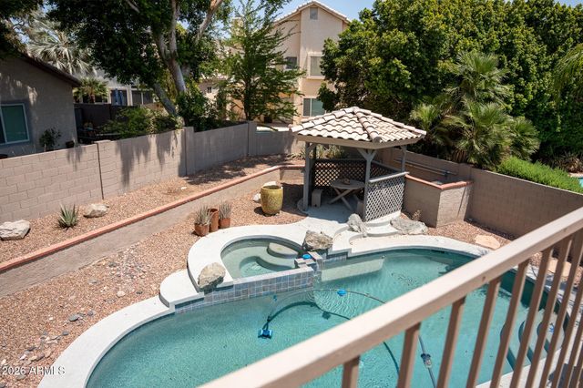 1432 E SALTSAGE Drive, Phoenix, AZ 85048