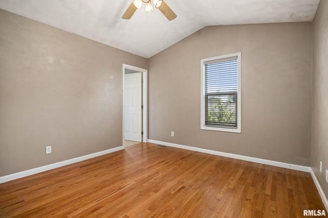 1411 WHITE HORSE Trail, Metamora, IL 61548