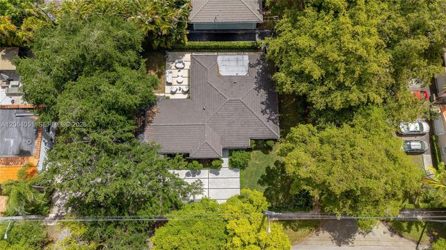 831 Cortez St, Coral Gables, FL 33134