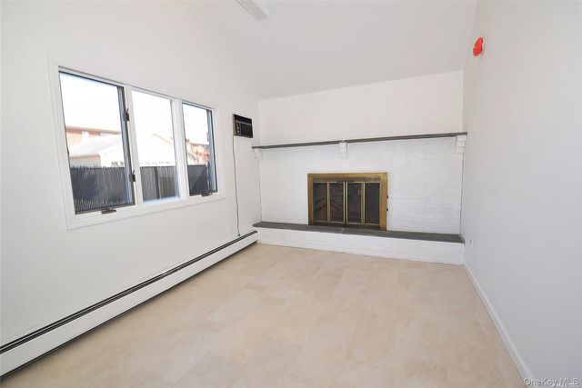 27 N Lewis, Rockville Centre, NY 11570