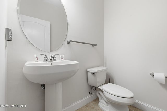 457 S Cooks Bridge Road, Jackson, NJ 08527