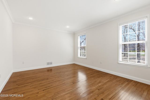 457 S Cooks Bridge Road, Jackson, NJ 08527