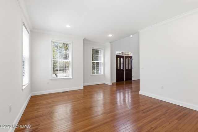 457 S Cooks Bridge Road, Jackson, NJ 08527