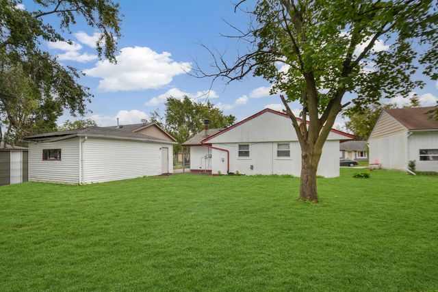 22148 E Churchill Drive, Richton Park, IL 60471