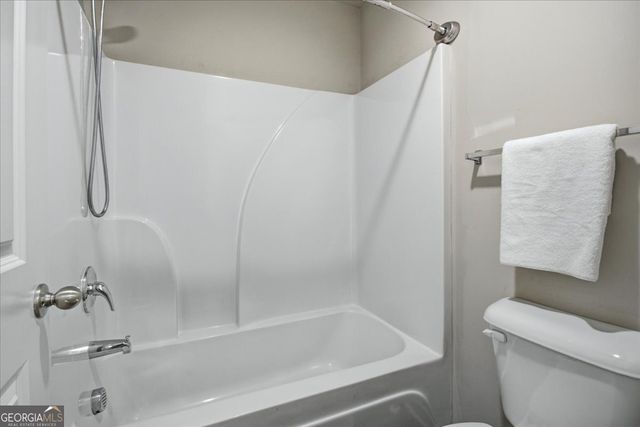 2225 Blackberry Court, Monroe, GA 30656