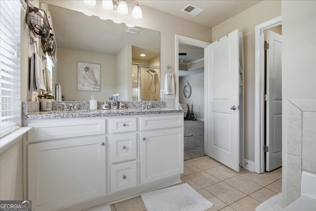 2225 Blackberry Court, Monroe, GA 30656