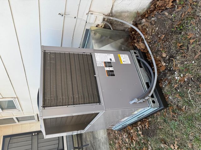 4714 Metro Park Lane, Hixson, TN 37343