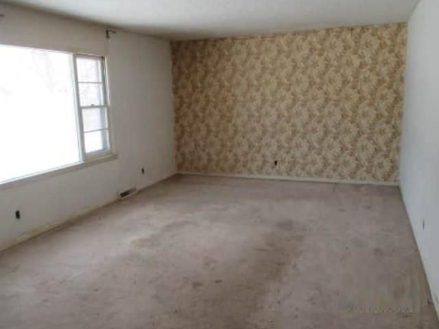 1216 Maple Lane, Sedalia, MO 65301