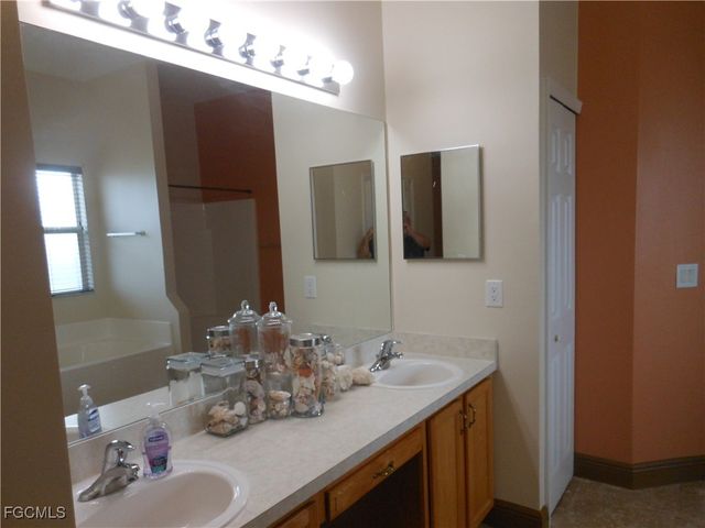 437 Picturesque AVE, Lehigh Acres, FL 33974