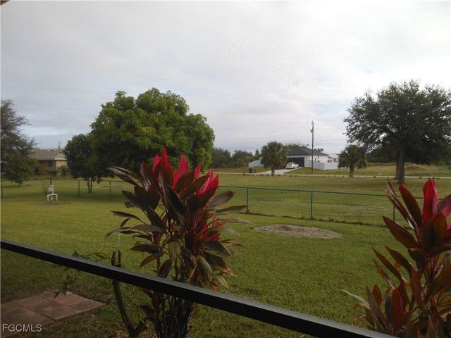 437 Picturesque AVE, Lehigh Acres, FL 33974