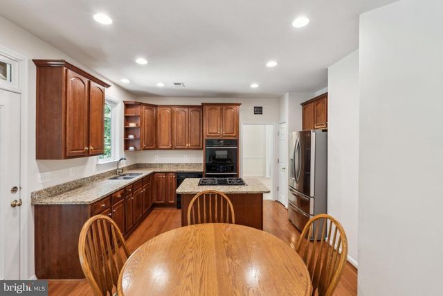 14804 CARTAGENA DR, Gainesville, VA 20155