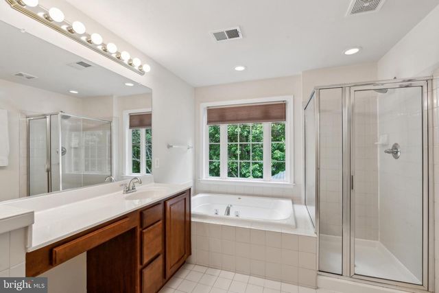 14804 CARTAGENA DR, Gainesville, VA 20155