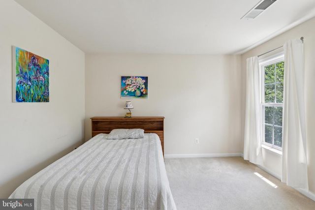 14804 CARTAGENA DR, Gainesville, VA 20155